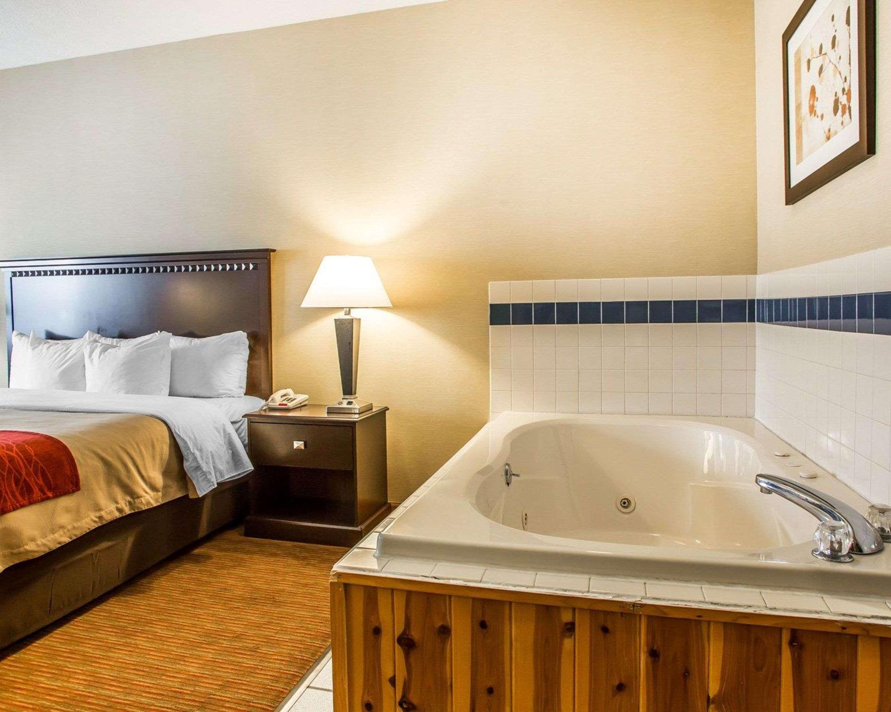 Quality Inn Greenville North Exterior photo